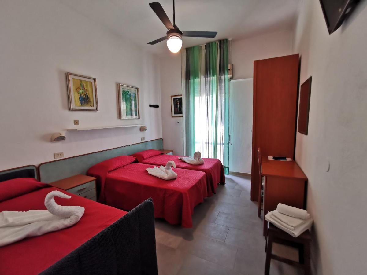 Hotel Vistamare Viserba 리미니 외부 사진