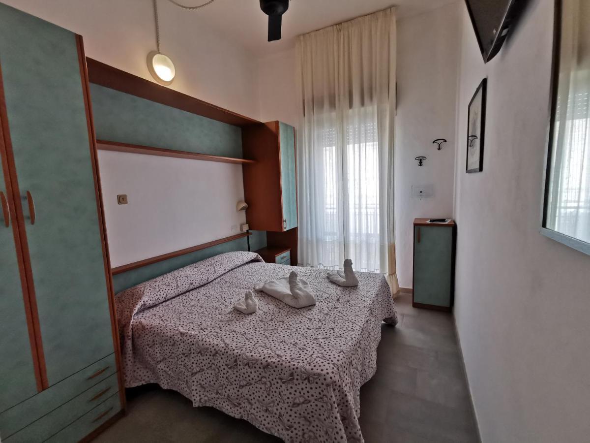 Hotel Vistamare Viserba 리미니 외부 사진