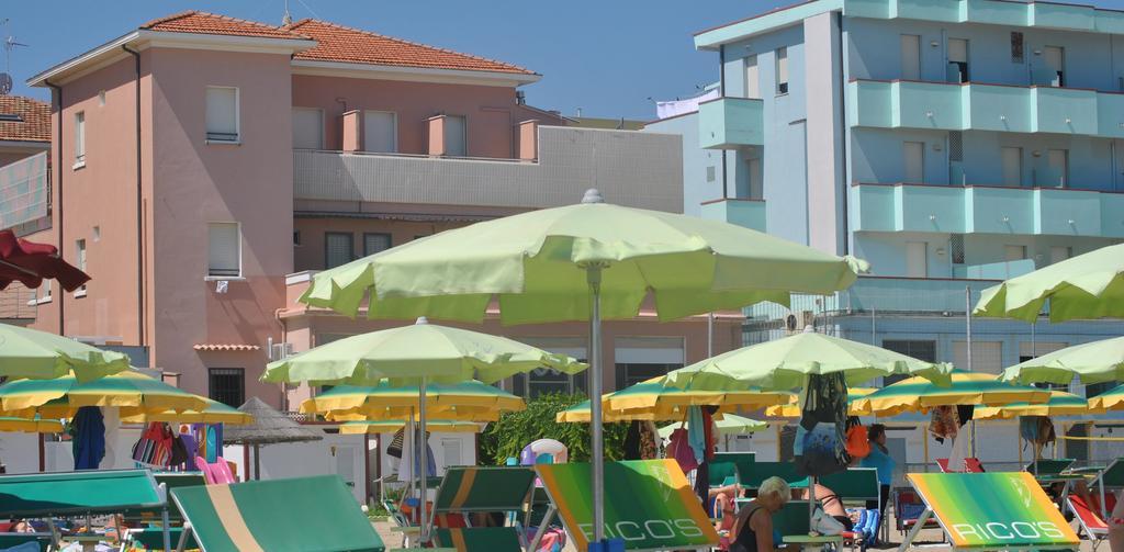 Hotel Vistamare Viserba 리미니 외부 사진