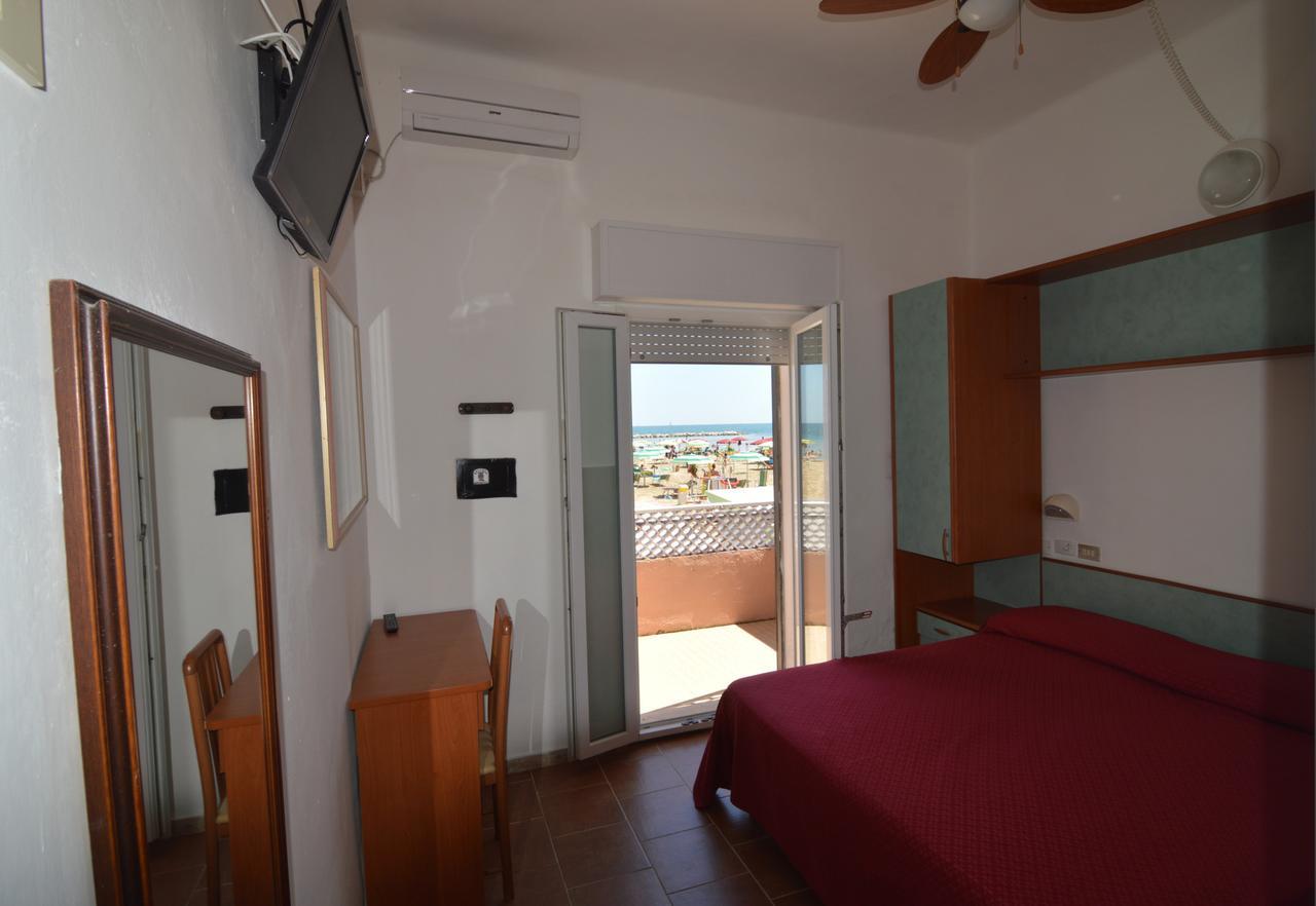 Hotel Vistamare Viserba 리미니 외부 사진