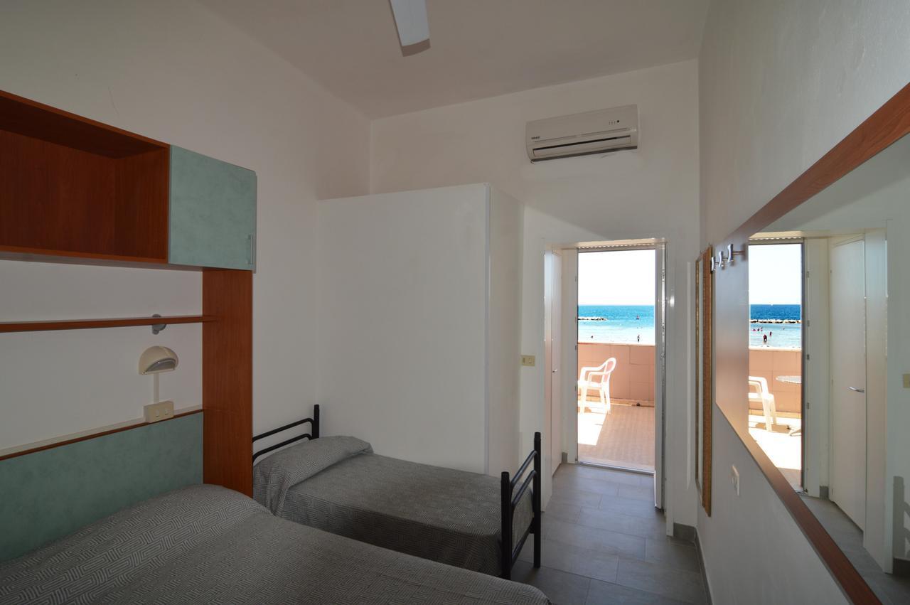 Hotel Vistamare Viserba 리미니 외부 사진